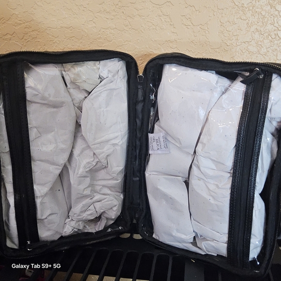 Betsey Johnson Black Quilted Star Cosmetic Bag - Picture 8 of 8